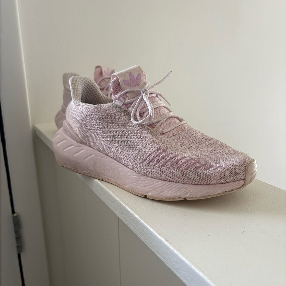 Adidas Women's Light Pink Athletic Shoes